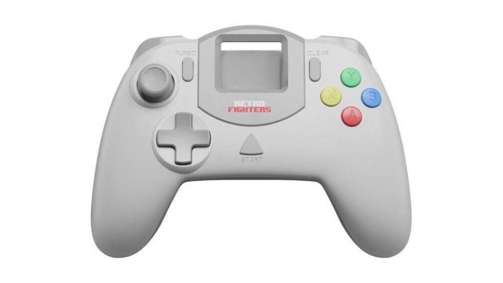 Кто-то в конце концов создает удобный контроллер для Dreamcast