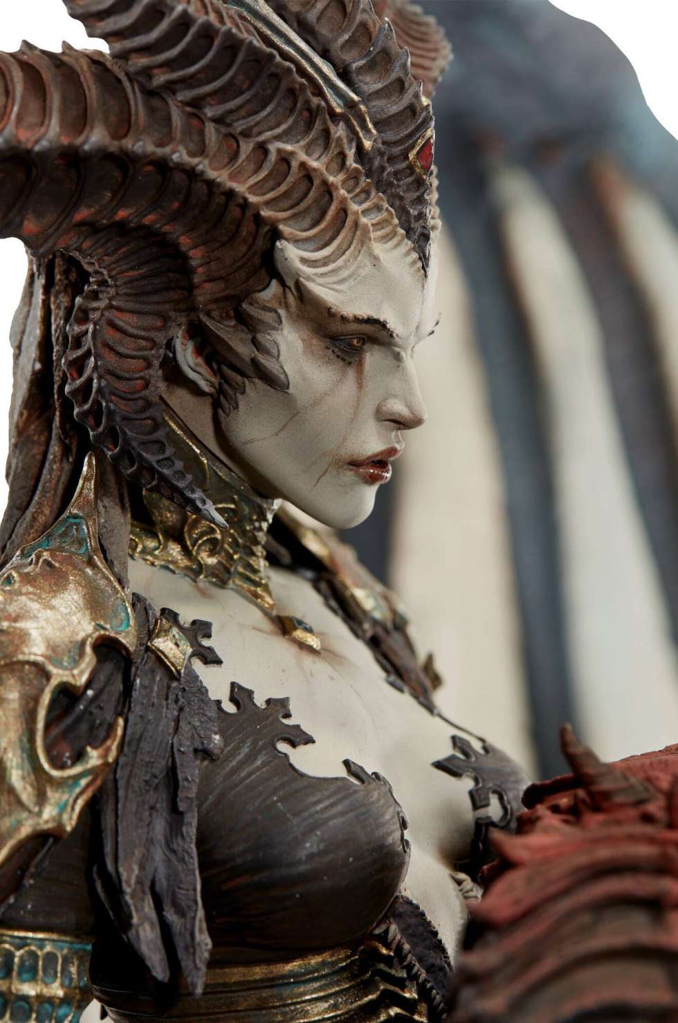 Фигурку Лилит из Diablo IV можно приобрести за $500