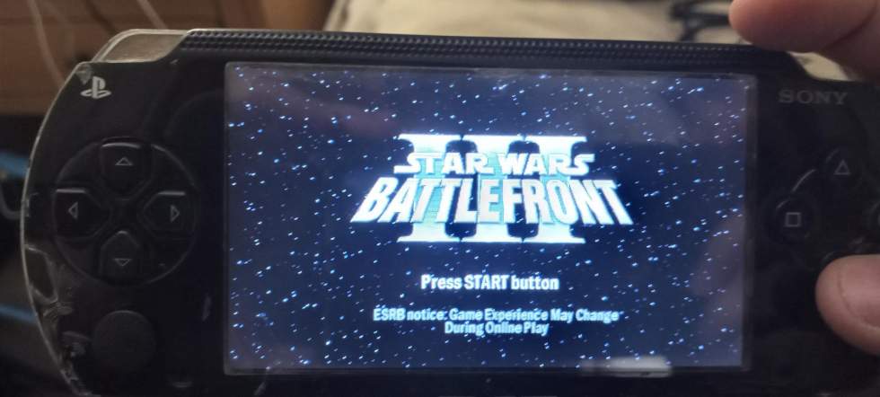Нашлась тестовая копия отмененной Star Wars: Battlefront III для PSP