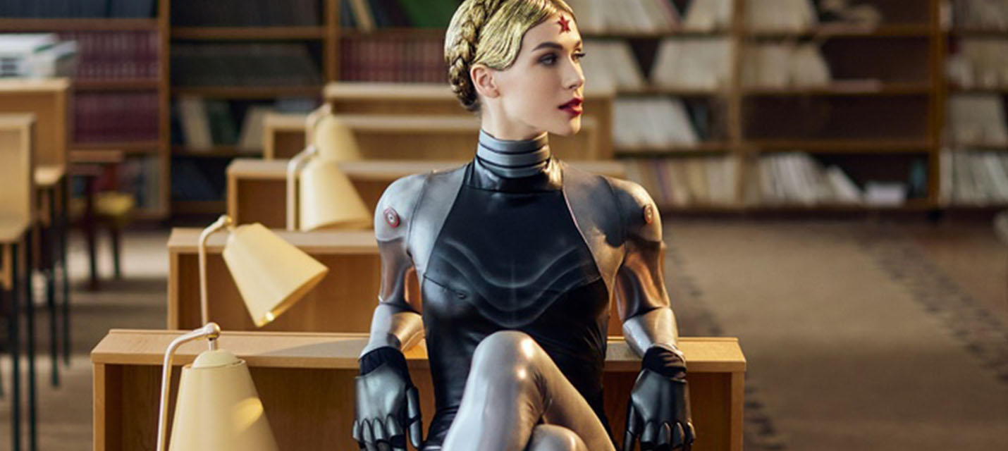 Изображение к Фото: балерина Анита Пудикова, сыгравшая Близняшек в Atomic Heart, в образе робота-балерины