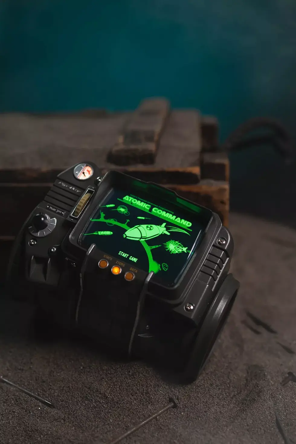 Bethesda выпускает «полностью функциональный» Pip-Boy 3000 за $300