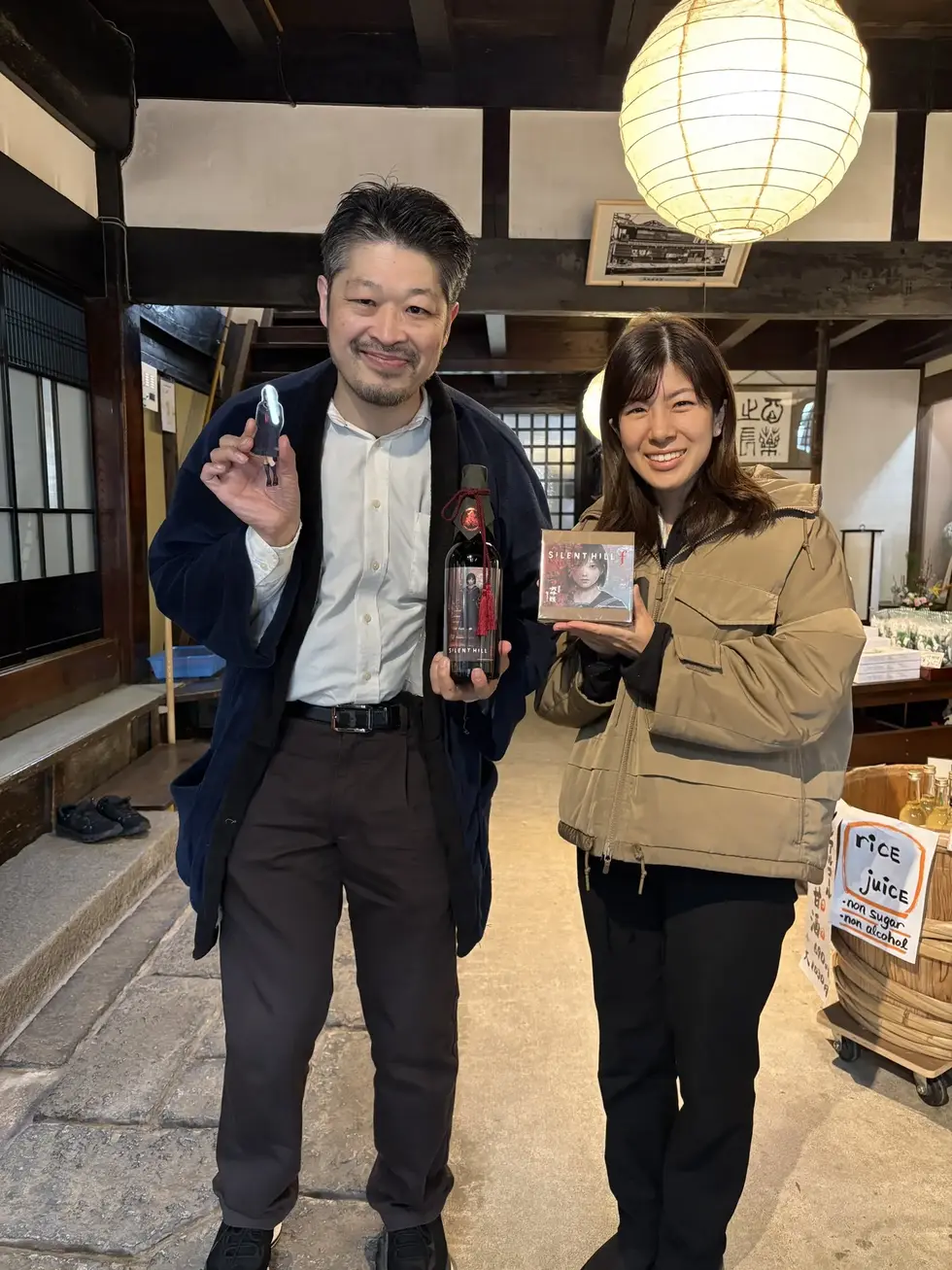 Актёры Silent Hill f стали туристическими амбассадорами города-прототипа