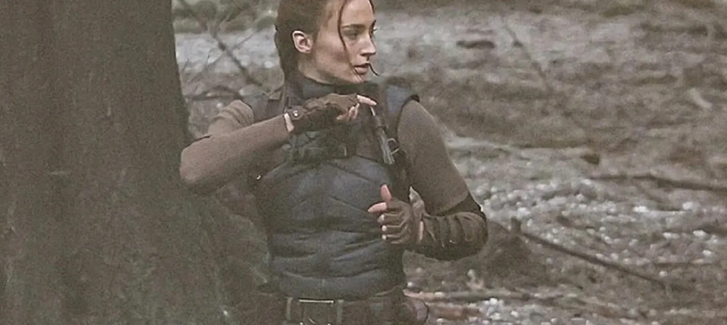 Съёмки сериала Tomb Raider приостановили после травмы Софи Тёрнер