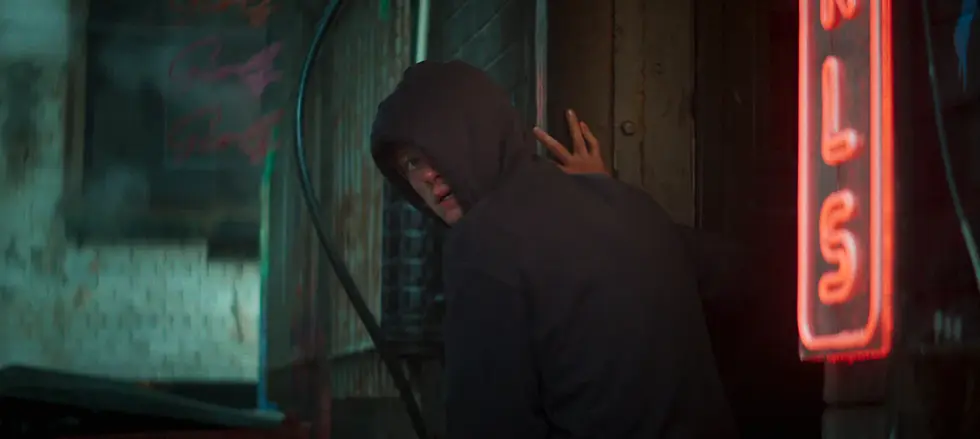 Первый тизер боди-хоррора «Глиноликий» с рейтингом R